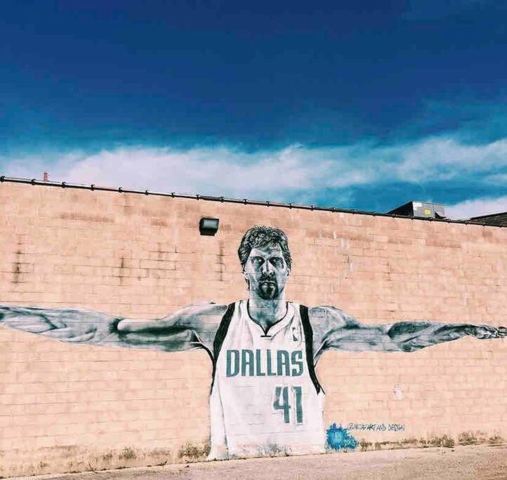 Deep Ellum Art Novea Dallas Exterior photo